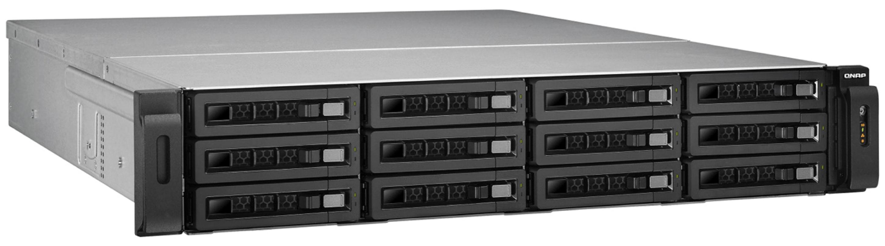 QNAP 실제 Rackmount NAS 장비